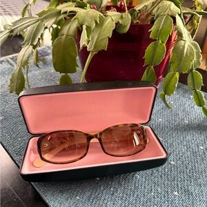 Pixi Amber Sunglasses